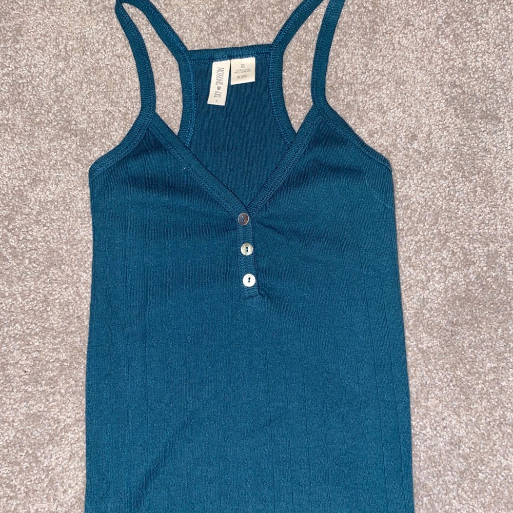 Tank Top with buttons